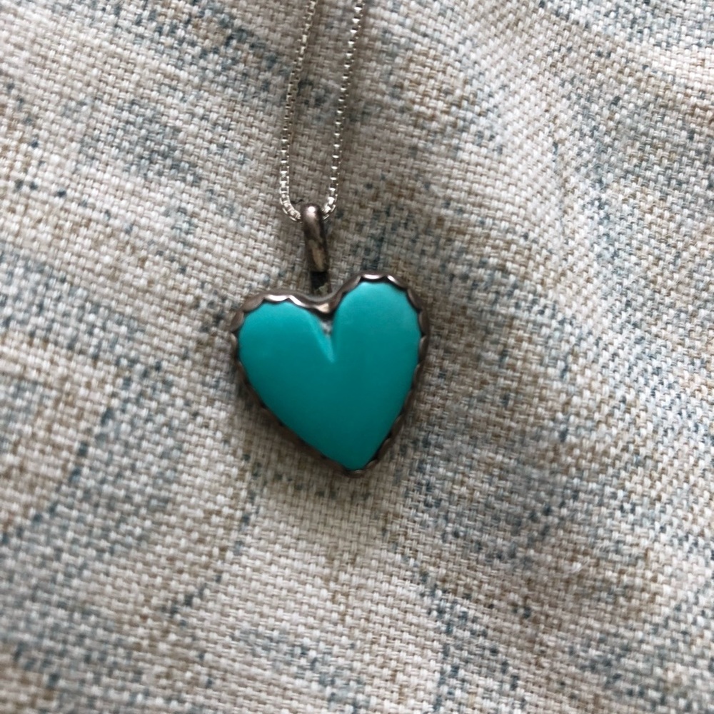Turquoise heart pendant necklace